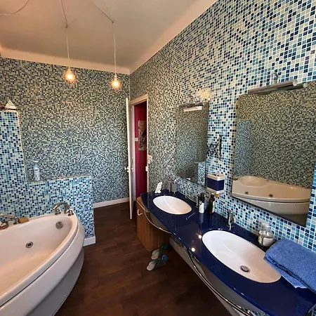 Holiday home La Clauzets Piscine Reims