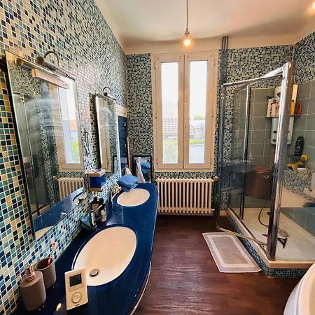 Holiday home La Clauzets Piscine Reims